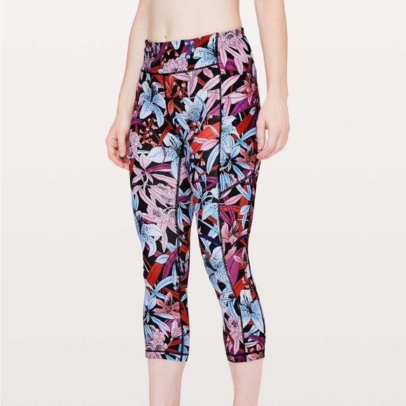Lululemon Speed Up Crop 21” Leggings Lush Lillies Multi Print Size 6 Running - Picture 1 of 14